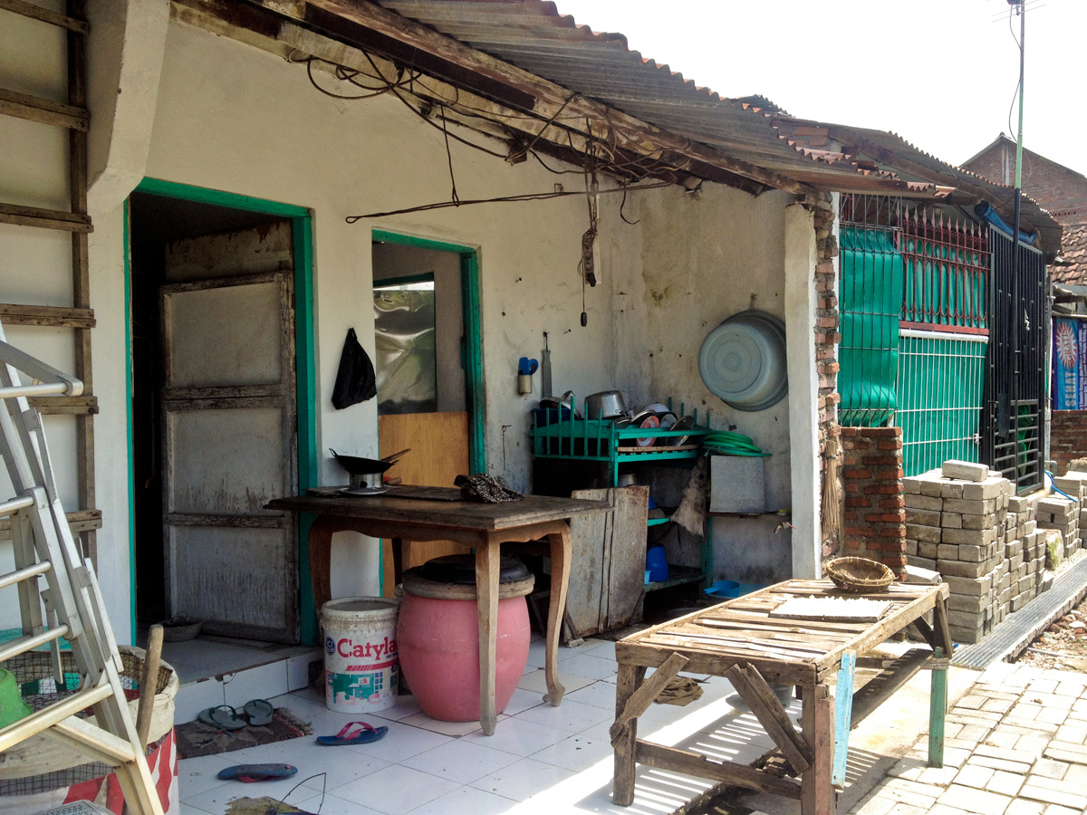 One of the houses along Strenkali in need of renovation, and with a portion of the house removed Participatory Design