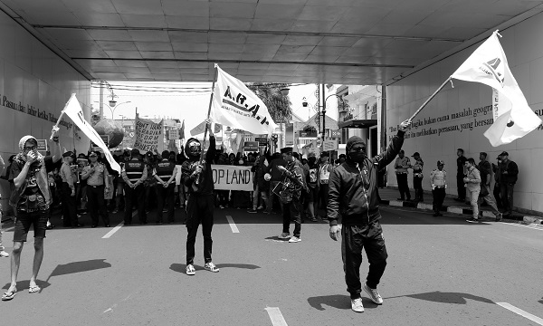 Photo essay: A protest for fair land reform